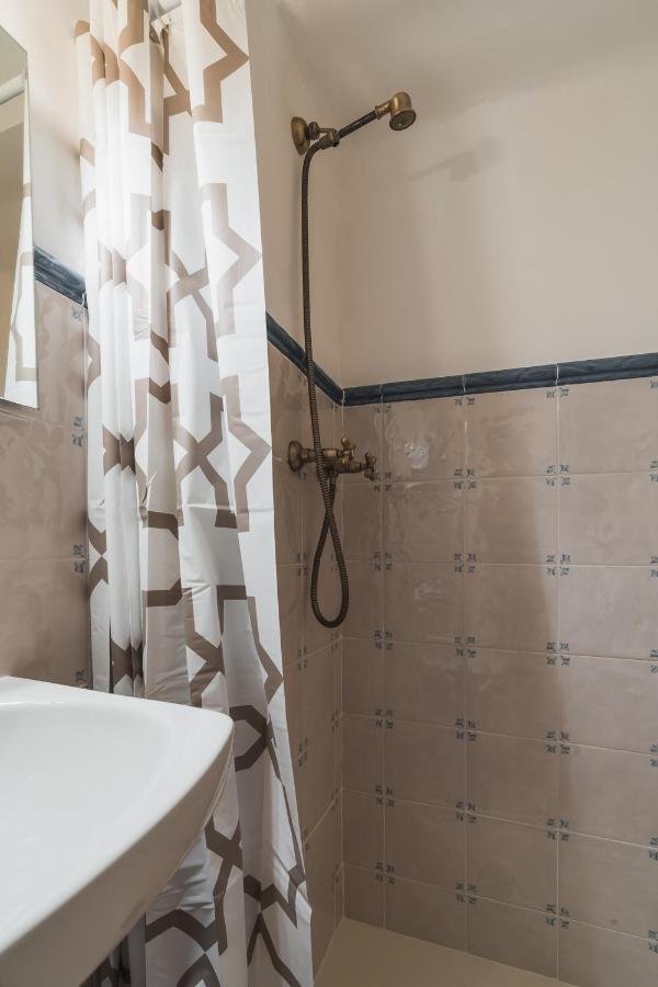 Tuguest Cobertizo Duplex Apartment Granada Exterior foto